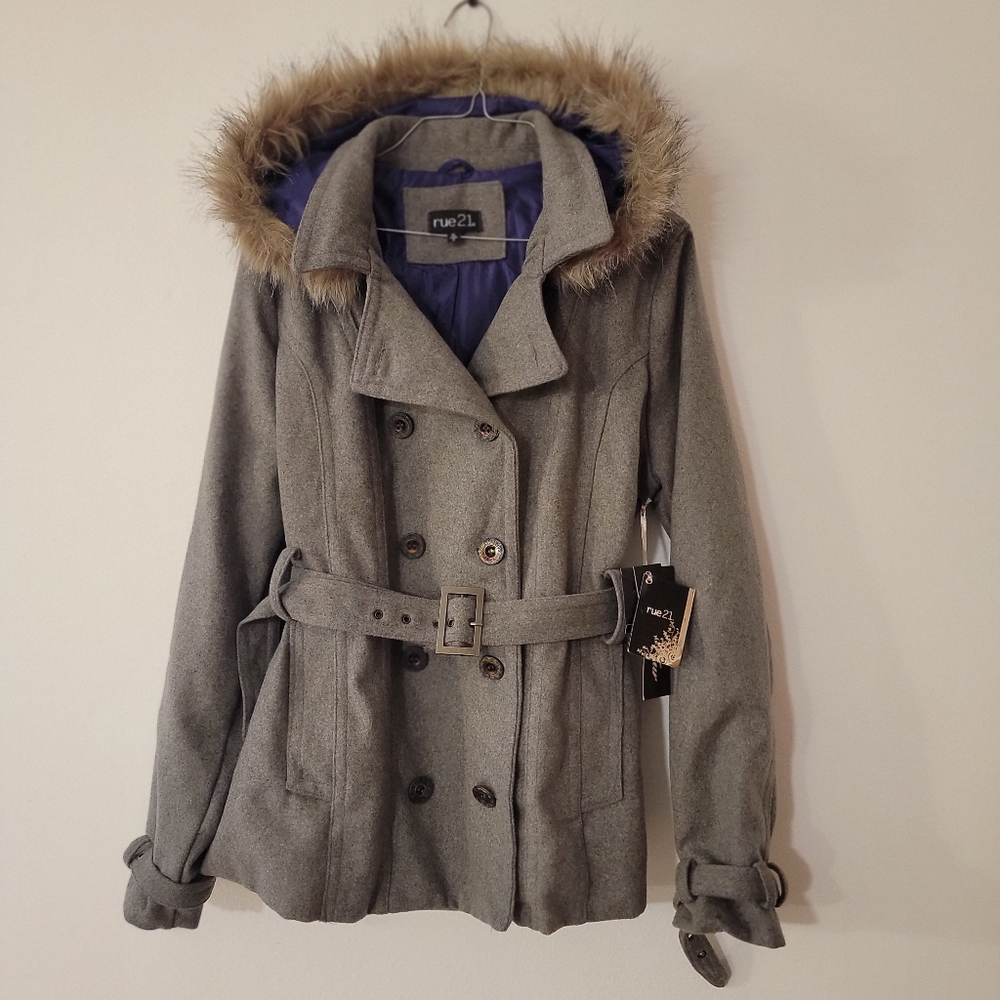 NEW Rue 21 gray coat size L